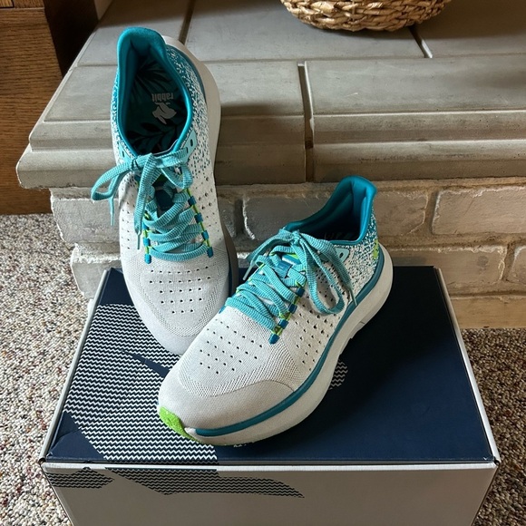 Rabbit Running Rabbit Dream Chaser 2.0 Running Shoes Men’s Size 10 main image 5